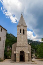 Церковь Святой Троицы в Нижнем монастыре