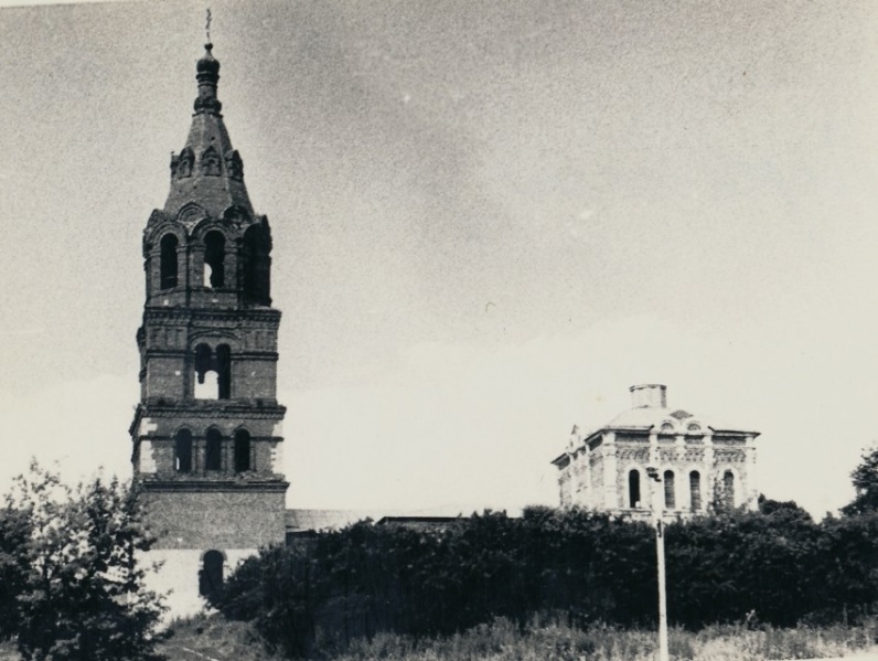 Файл:Ознобишинский храм в истории.jpg