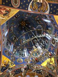Паникадило в храме святого равноапостольного князя Владимира