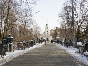 Ваганьковское кладбище. Храм Воскресения Словущего
