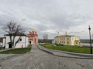 Крестовоздвиженский Белёвский женский монастырь 3.jpeg