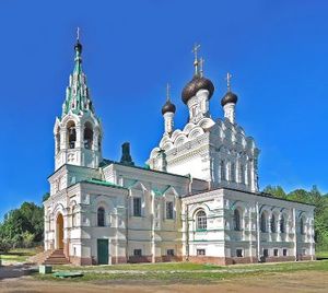 Церковь Троицы Живоначальной (Ивангород)4.jpg