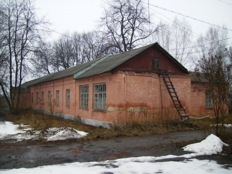 Файл:Братский корпусТрегуляевского.jpg