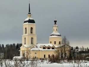 Свято-Троицкий храм (Горка-Хваловская)5.jpg