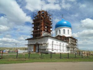 Храм в честь Святой Троицы (Новотроицкое).jpg