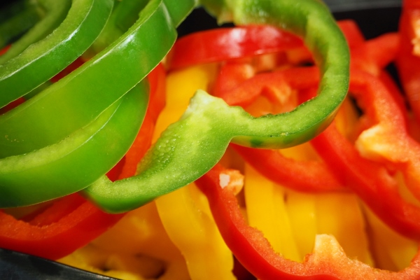 bell pepper slide - Постный борщ с черносливом