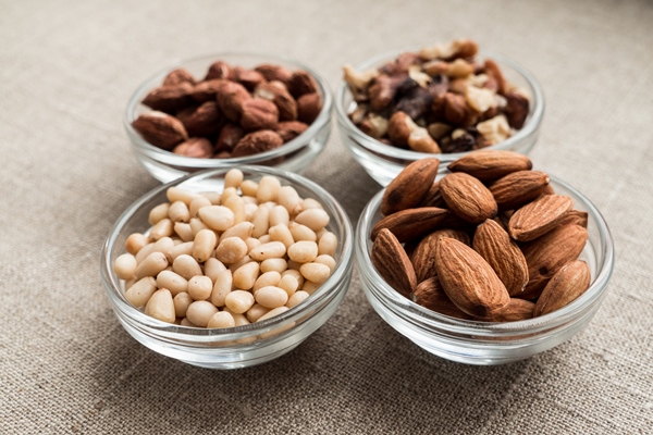 pine nut almond walnut and peanut - Салат «Мазурка»