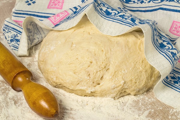 yeast dough for making pies patties and buns - Беляши с чечевичной начинкой