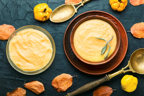 quince puree or cream soup fruit autumn soup - Мармелад из айвы