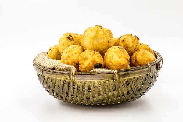 brazilian potato dumpling vegetarian potato dumpling isolated white surface - Клёцки с грибами