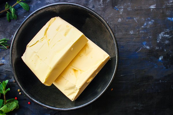 butter margarine spread product 1 - Котлеты из сныти и варёного картофеля