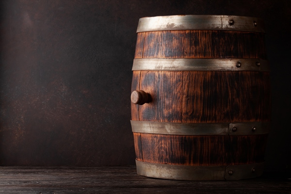 old wooden barrel for wine or whiskey aging - Русский квас