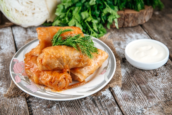 russian cuisine meat stuffed cabbage golubtsy - Овощные голубцы