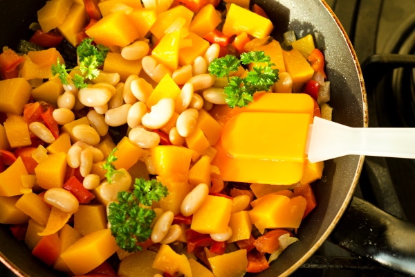 vegetable stew with pumpkin and white beans in pan - Постное рагу с фасолью