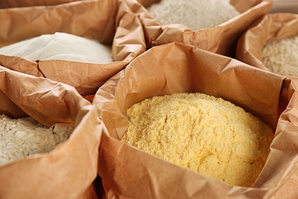 bags with different types of flour closeup - Квас-борщ (румынская кухня)