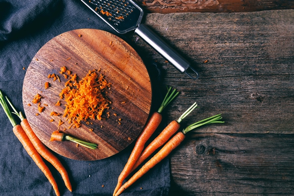 carrot on the table - Квас золотистый из моркови