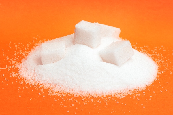 pile of white sugar - Джем из черники