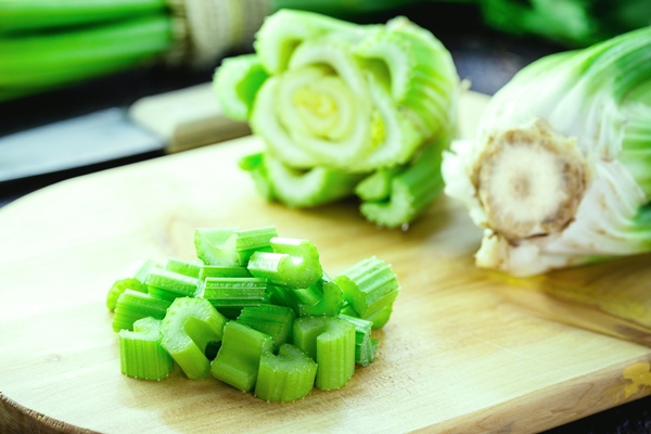 sliced a a a a a a celery healthy cooking ingredient sliced a a a a a a vegetable pieces - Борщ из сельдерея