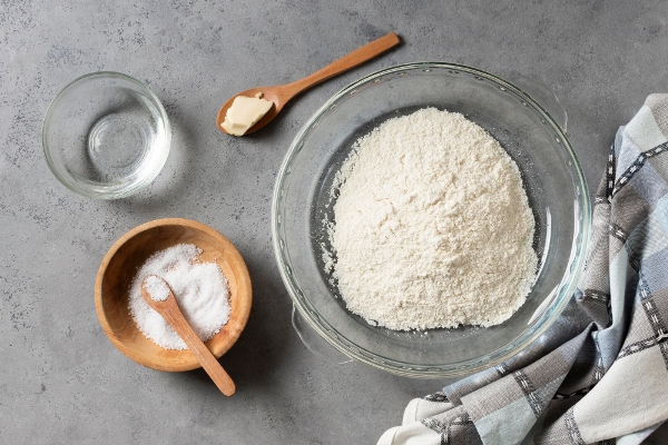 top view flour and salt in bowl - Славский колач