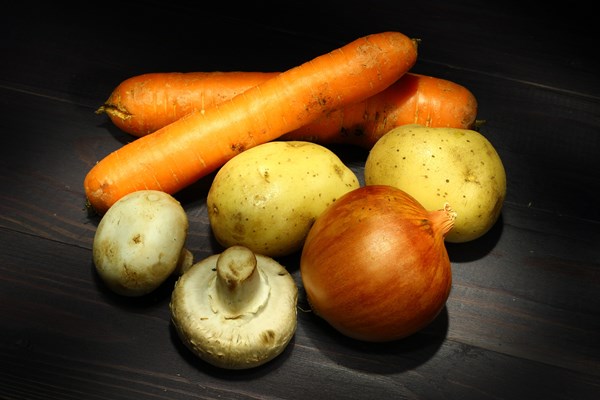 vegetables on a dark background - Похлёбка из свежих грибов по-нижегородски