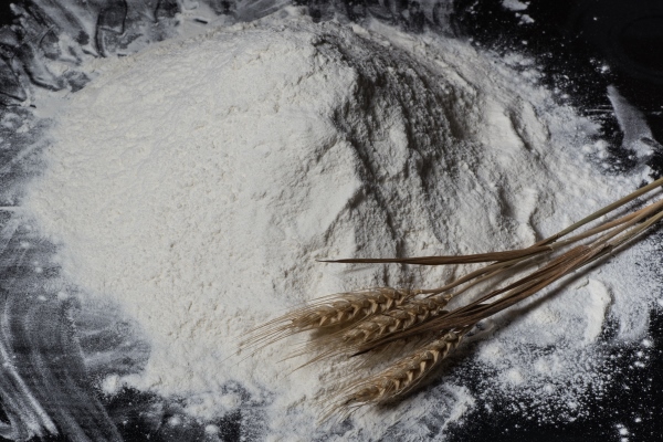 white flour and eggs isolated on white background - Суп мучной