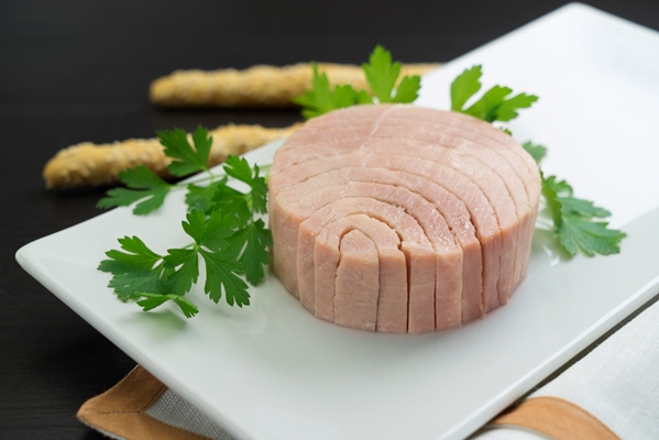 tuna with omega 3 - Салат с рисом и тунцом на Благовещение