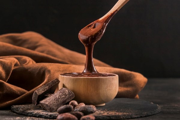 dark arrangement with melted chocolate 23 2148553164 - Шоколадный постный соус