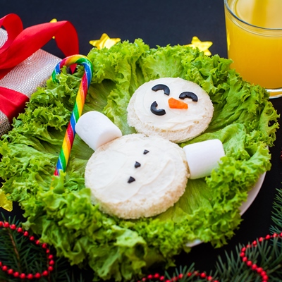 Новогодний бутерброд «Снеговик»