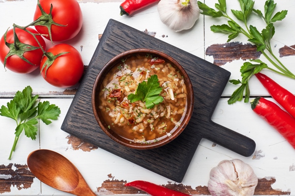 vegetarian soup kharcho with rice and vegetables - Постный суп-харчо