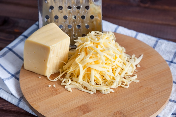 grated cheese - Фаршированные яйца с крабовыми палочками