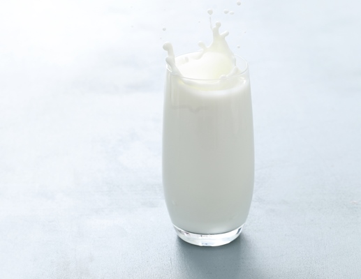 milk glass - Молочный коктейль