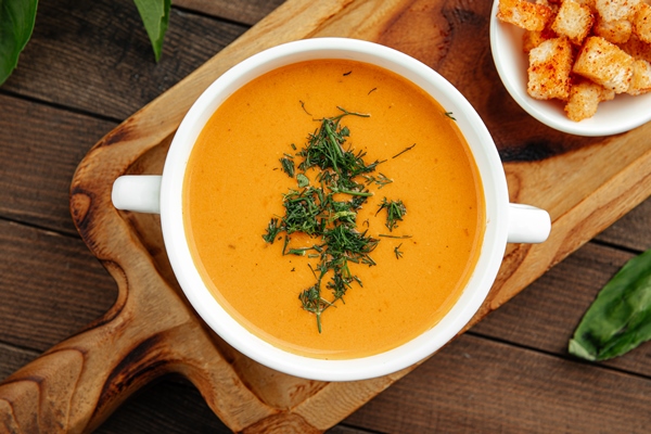 lentil cream soup with dill and croutons - Суп-пюре из моркови на молоке
