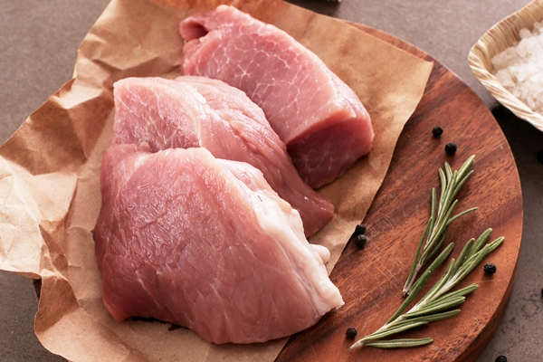 raw meat - Кулеш со свининой