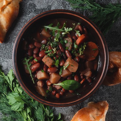 Монастырская кухня: суп из красной фасоли, драники