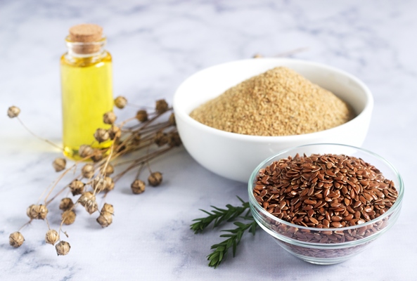 flax seeds flax flour oil with sprouts and flax seed - Постная каша из льняного семени