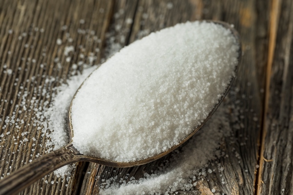 raw white granulated sugar - Овсяный квас и закваска (видео)