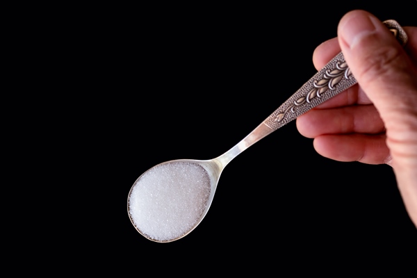 spoon filled with sugar - Ореховая паста из кешью