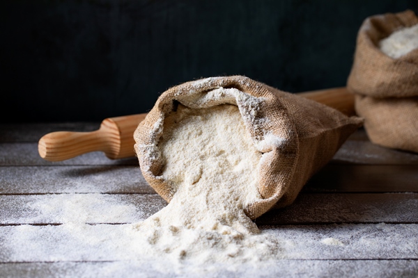 stashed flour used for cooking - Монастырская кухня: драники, постные шоколадные пряники