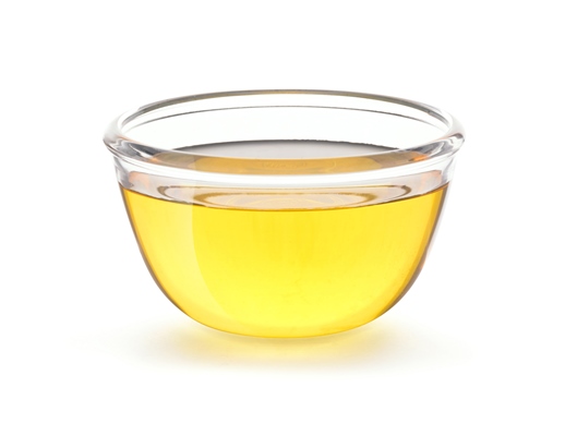 vegetable cooking oil in glass bowl - Разноцветные блинцы