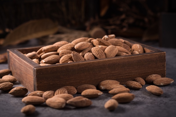 almonds in a wooden - Карп по-краковски