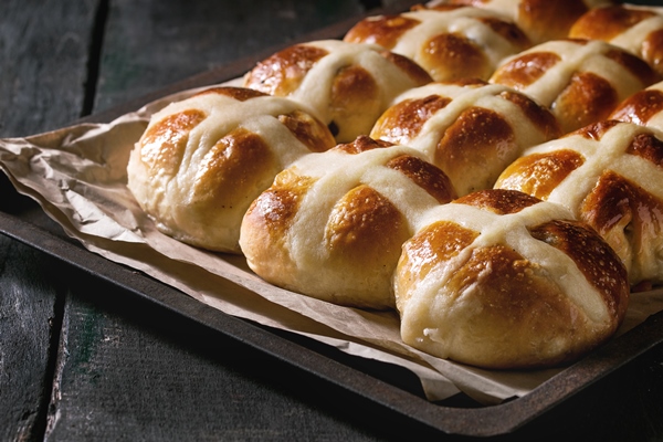 easter hot cross buns - Пасхальные крестовые булочки