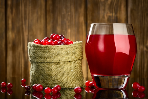 fresh organic cranberry juice - Лечебный стол (диета) № 2 по Певзнеру: таблица продуктов и режим питания