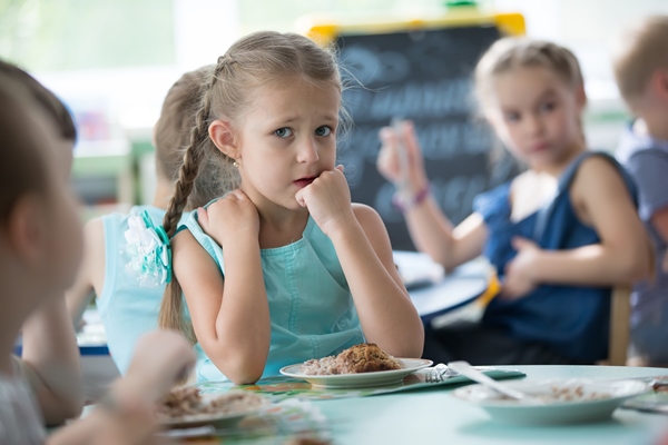lunch in the kindergarten the child does not want to eat food - Особенности питания детей