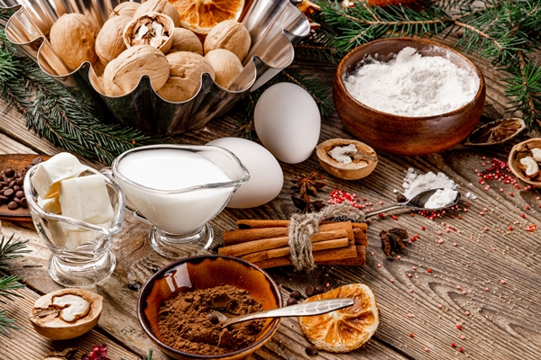 ingredients for making a christmas cupcake on the table - Капкейки "Красный бархат"