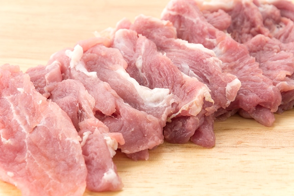 slice pork - Мясо по-французски