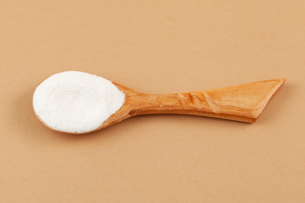 salep flour in wooden spoon also spelled sahlep or sahlab - Картошка с тушёнкой из полуфабриката