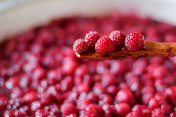 homemade raspberry jam - Малиновое варенье
