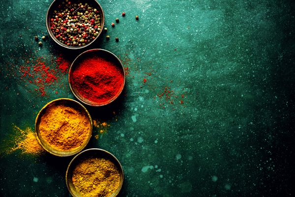 colorful spices on dark table - Пицца "Карри"