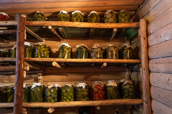preservation salting in large jars stocks for winter preservation of fruits and vegetables for the winter canned food in glass jars russian cuisine - Мочёные яблоки в холодном рассоле