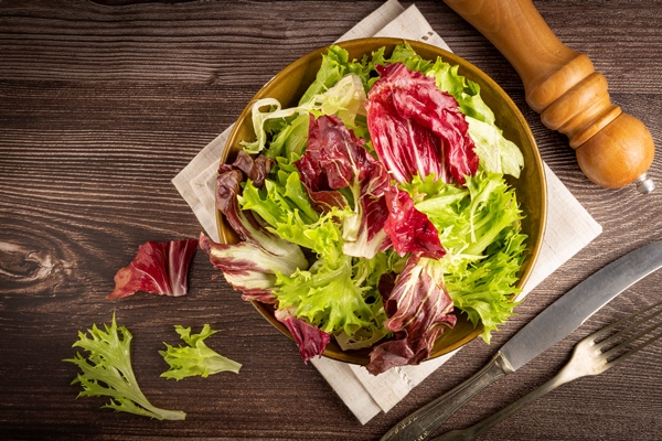 healthy fresh salad mix leaf salad - Кулинарные секреты для одиноких